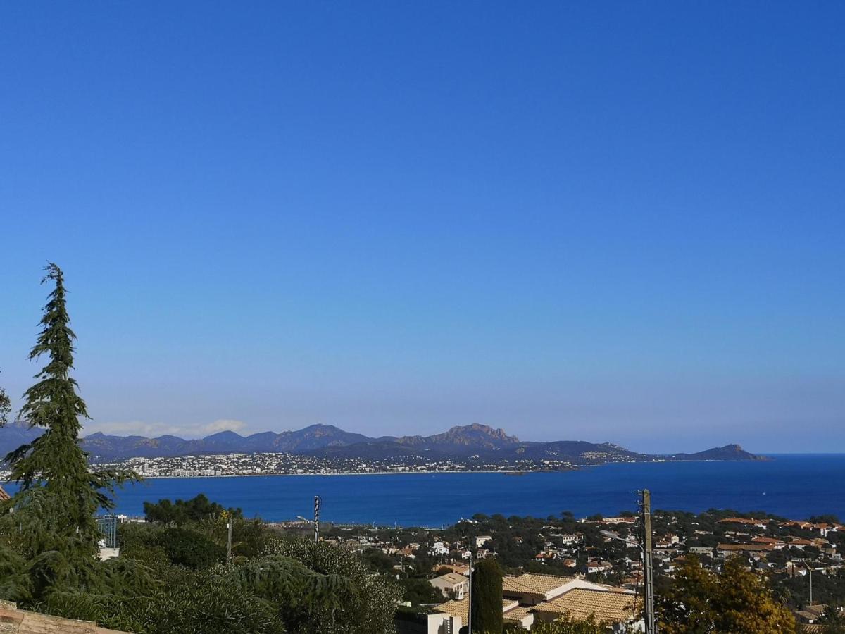 Antinea, A Saint Aygulf, Piscine Privee, Vue Panoramique Hébergement de vacances Fréjus