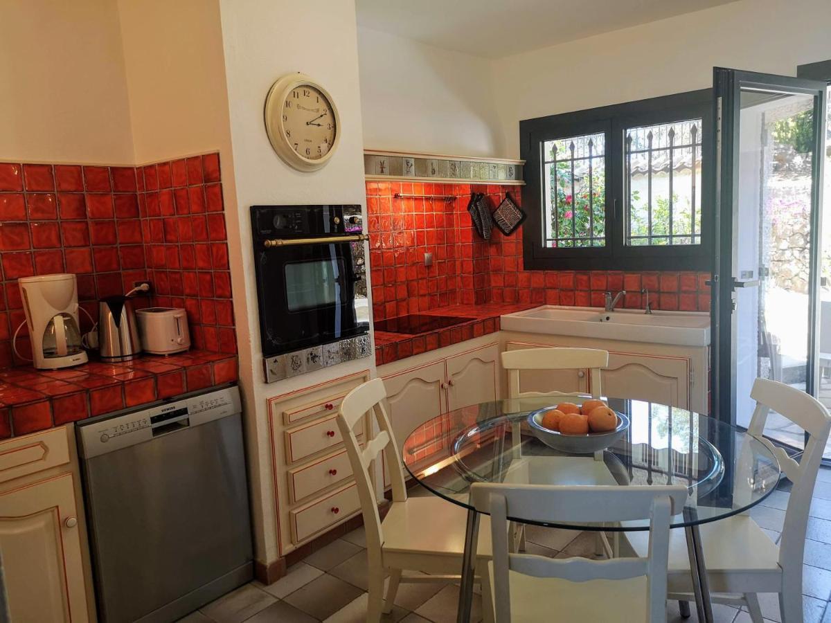 Holiday home Antinea, A Saint Aygulf, Piscine Privee, Vue Panoramique *